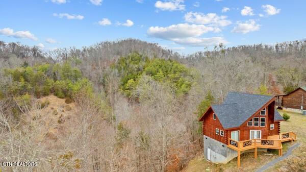2322 Wingspan Dr, Sevierville, TN 37876 - photo 4
