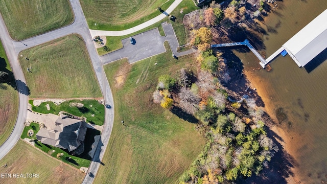 261 White Swan Dr, Vonore, TN 37885