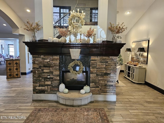 261 White Swan Dr, Vonore, TN 37885