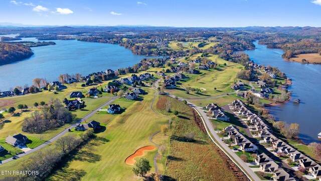 261 White Swan Dr, Vonore, TN 37885
