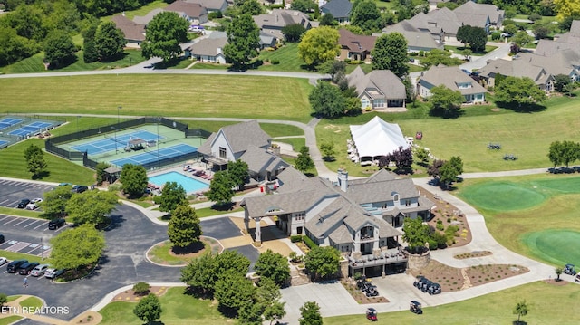 261 White Swan Dr, Vonore, TN 37885