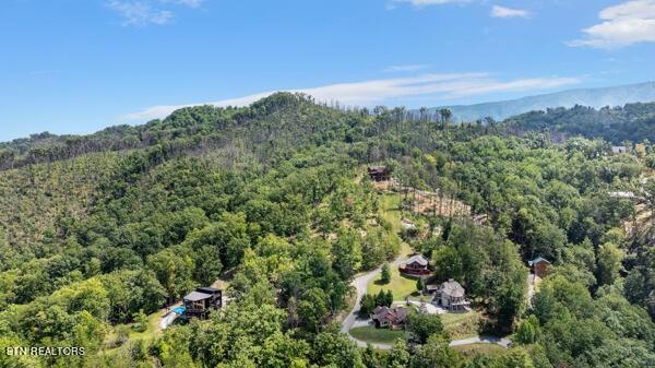 12 Village Cir, Sevierville, TN 37862 - photo 14