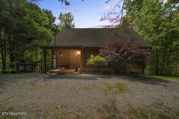 4196 Mountain Rest Way, Sevierville, TN 37876 - view of front of house