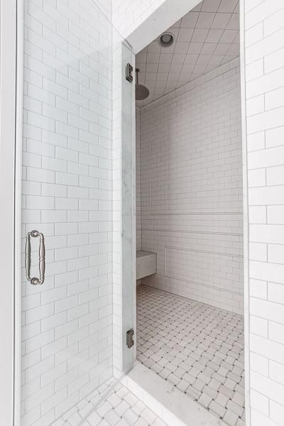 1302B Pillow St, Nashville, TN 37203 - bathroom with a stall shower