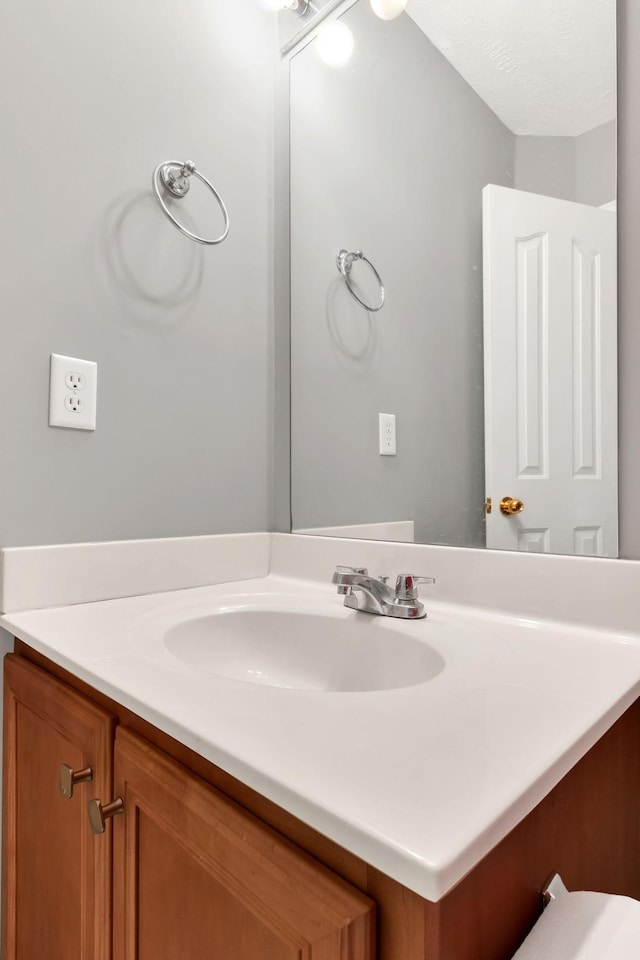 243 Shoshone Pl, Murfreesboro, TN 37128 - bathroom with vanity