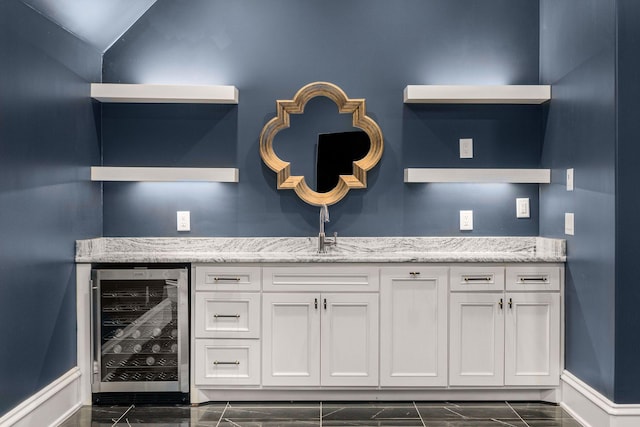 1024 Vaughn Crest Dr, Franklin, TN 37069 - detailed view of beverage cooler and bar