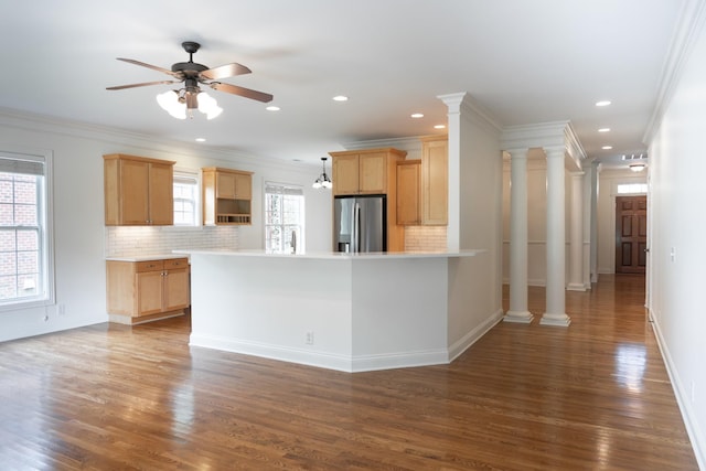 1159 Fairvue Village Ln, Gallatin, TN 37066 - kitchen with stainless steel fridge, backsplash, ornamental molding, wood finished floors, and ceiling fan