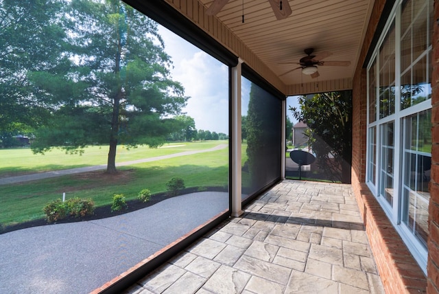 1159 Fairvue Village Ln, Gallatin, TN 37066 - unfurnished sunroom with ceiling fan