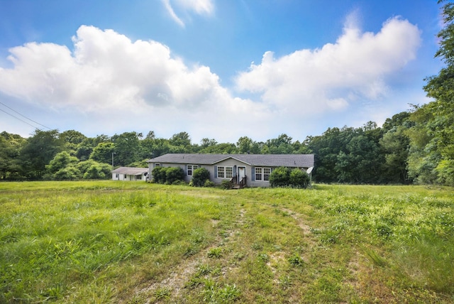 947 Buck Branch Rd, Charlotte, TN 37036 - single story home featuring a view of trees