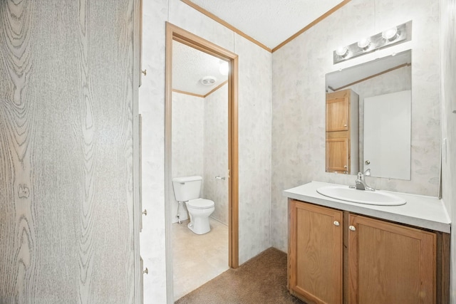 947 Buck Branch Rd, Charlotte, TN 37036 - bathroom with crown molding, vanity, toilet, and wallpapered walls