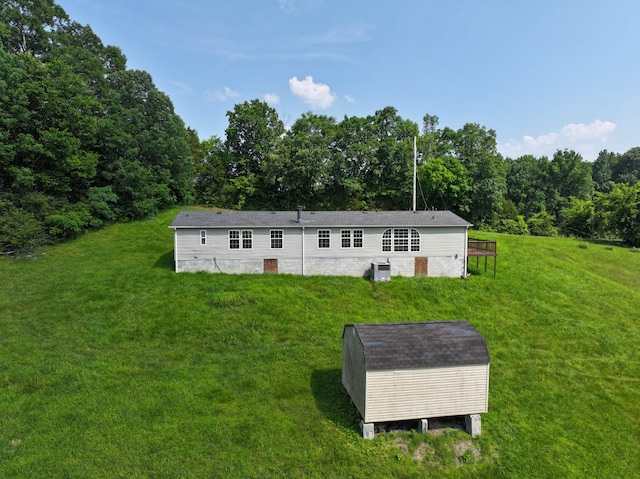 947 Buck Branch Rd, Charlotte, TN 37036 - rear view of house with a lawn and a view of trees