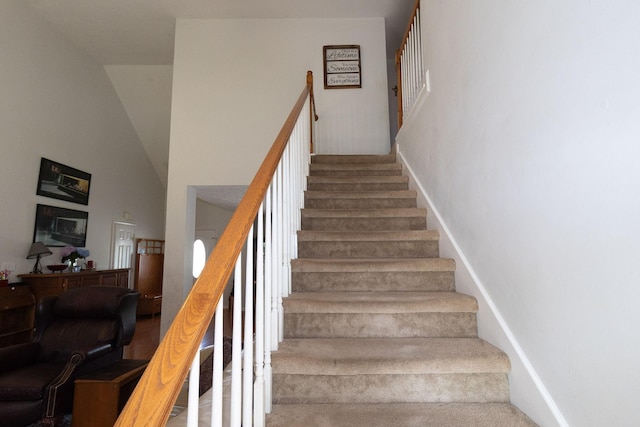 674 Superior Ln, Clarksville, TN 37043 - stairs with high vaulted ceiling