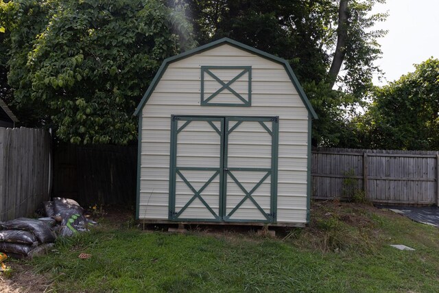 674 Superior Ln, Clarksville, TN 37043 - view of shed with a fenced backyard