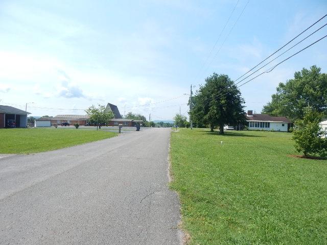 205 Chapel Dr, Mcminnville, TN 37110 - photo 35