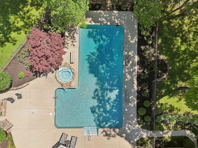 1150 Deer Run Rd, Murfreesboro, TN 37128 - aerial view of a pool area