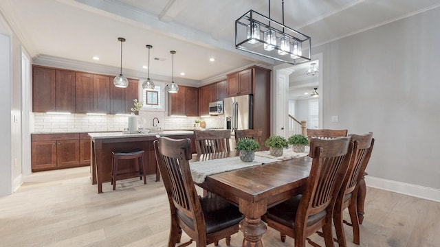 20 Daniels Dr, Franklin, TN 37064 - dining area featuring light wood-style flooring, crown molding, recessed lighting, baseboards, and a ceiling fan