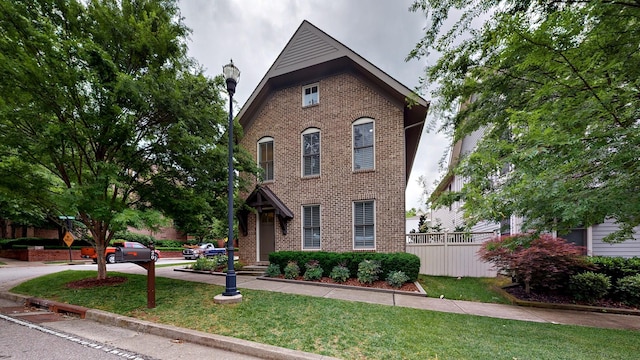 20 Daniels Dr, Franklin, TN 37064 - view of front of house with brick siding