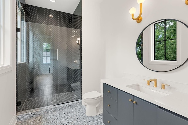 2915 Compton Rd, Nashville, TN 37215 - full bathroom with vanity, toilet, and tiled shower