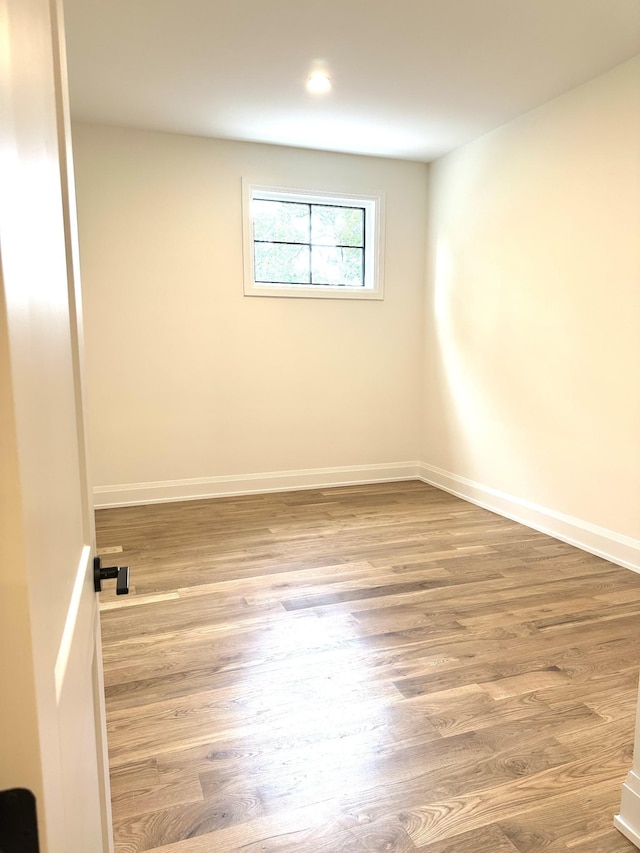 2915 Compton Rd, Nashville, TN 37215 - unfurnished room featuring wood finished floors and baseboards