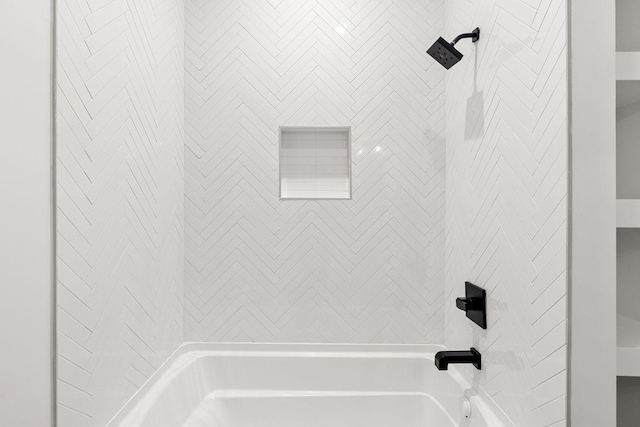 2915 Compton Rd, Nashville, TN 37215 - full bath with  shower combination