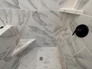 1040 Cherry Tree Dr, Mount Juliet, TN 37122 - detailed view of tiled shower