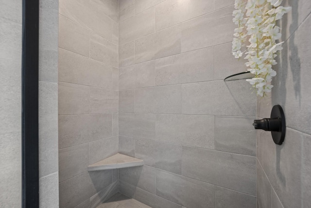 276 Indian Creek Rd, Cumberland Furnace, TN 37051 - full bath featuring tiled shower