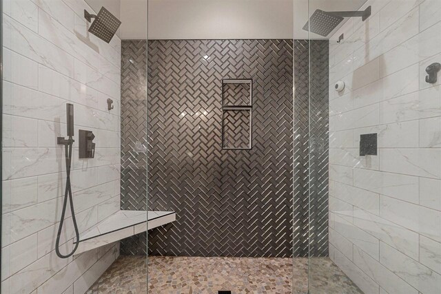 6400 Williams Rd, Cross Plains, TN 37049 - full bathroom featuring tiled shower
