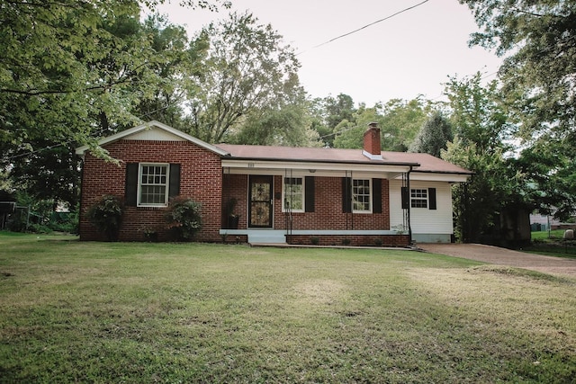606 S Market St, Paris, TN 38242 - photo 1