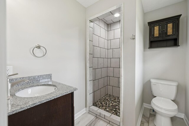 2762 Hunters Point Pike, Lebanon, TN 37087 - full bathroom with tiled shower and vanity