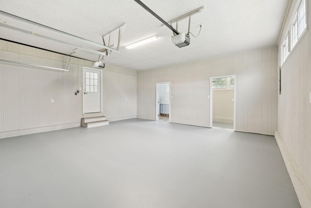2762 Hunters Point Pike, Lebanon, TN 37087 - garage with a garage door opener