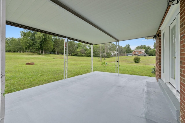 2762 Hunters Point Pike, Lebanon, TN 37087 - view of patio with view of wooded area
