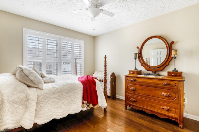 395 Devon Chase Hl Unit 5502, Gallatin, TN 37066 - bedroom with wood finished floors, a textured ceiling, and ceiling fan