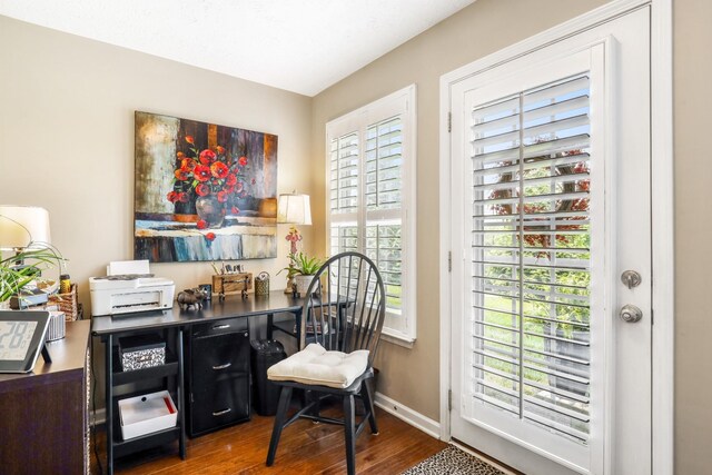 395 Devon Chase Hl Unit 5502, Gallatin, TN 37066 - home office featuring wood finished floors and baseboards