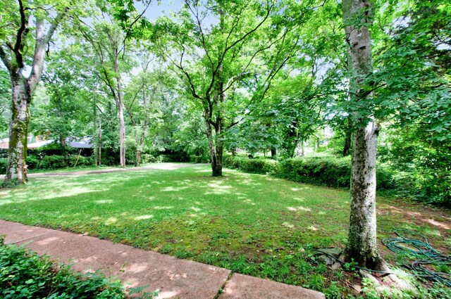 627 Georgetown Dr, Nashville, TN 37205 - photo 4