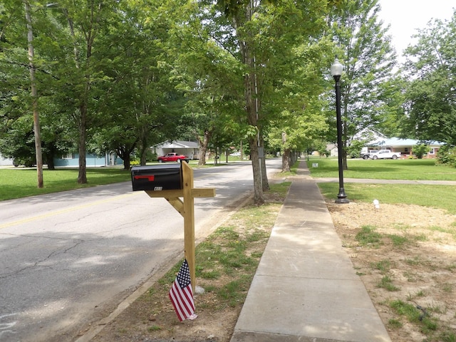 413 E Main St, Waverly, TN 37185 - view of asphalt street with street lights