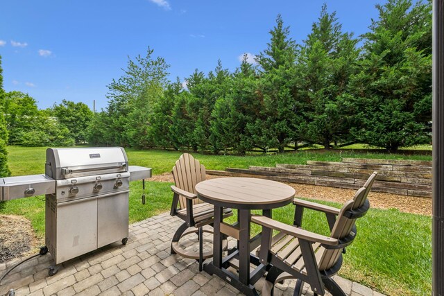 146 Island Way, Winchester, TN 37398 - view of patio featuring grilling area