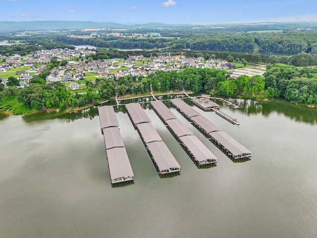 146 Island Way, Winchester, TN 37398 - aerial view of property and surrounding area with a nearby body of water and nearby suburban area