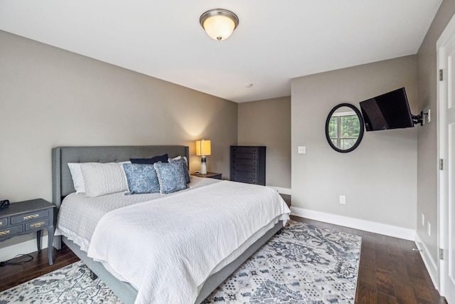 146 Island Way, Winchester, TN 37398 - bedroom featuring hardwood / wood-style flooring and baseboards