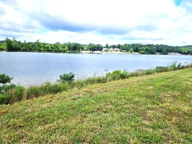 1505 Hardin Bottom River Rd, Clifton, TN 38425