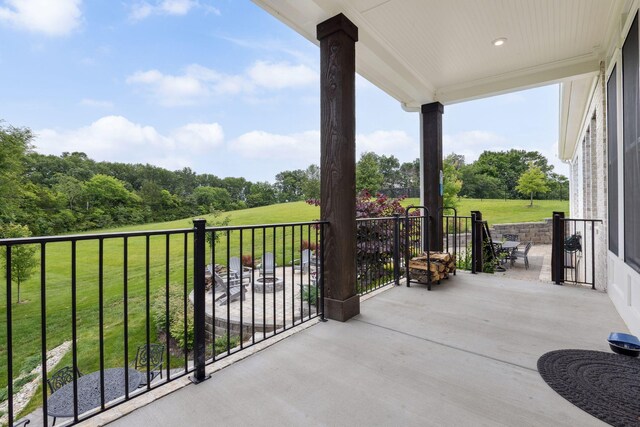 6013 Blackwell Ln, Franklin, TN 37064 - view of balcony