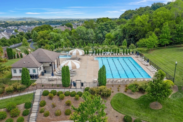 318 Finnhorse Ln, Franklin, TN 37064 - aerial view of a pool area