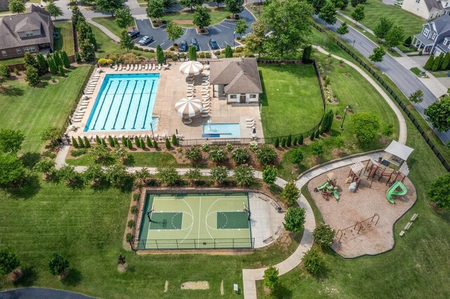 318 Finnhorse Ln, Franklin, TN 37064 - aerial view of property's location featuring a pool