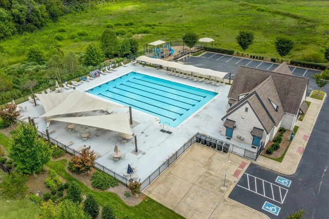 318 Finnhorse Ln, Franklin, TN 37064 - bird's eye view of a pool
