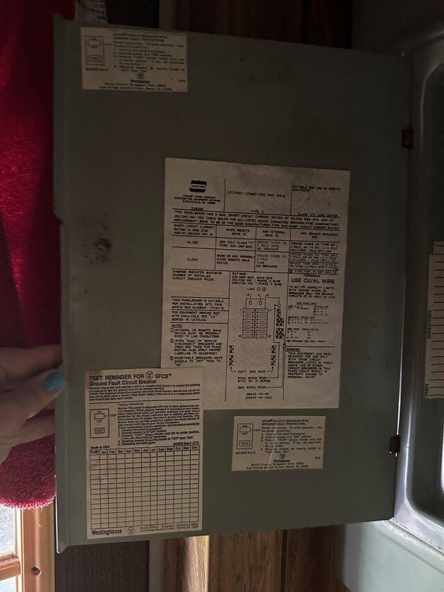 4719 Bogard Rd, Cosby, TN 37722 - detailed view of water heater