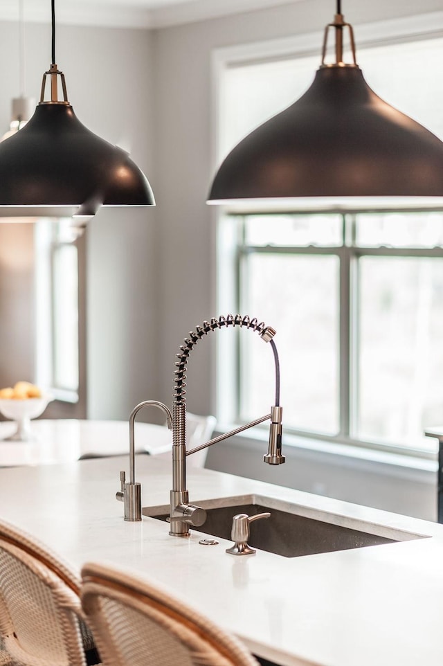 2044 Albatross Way, Gallatin, TN 37066 - kitchen view of pendant lighting