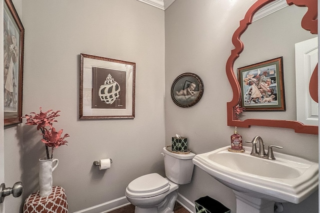 2044 Albatross Way, Gallatin, TN 37066 - half bath featuring toilet and baseboards