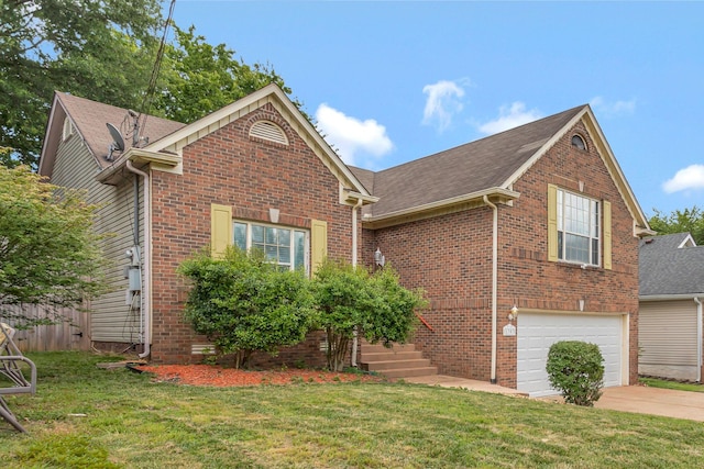 1707 University Dr, Columbia, TN 38401 - traditional-style house with a garage, a front lawn, and brick siding