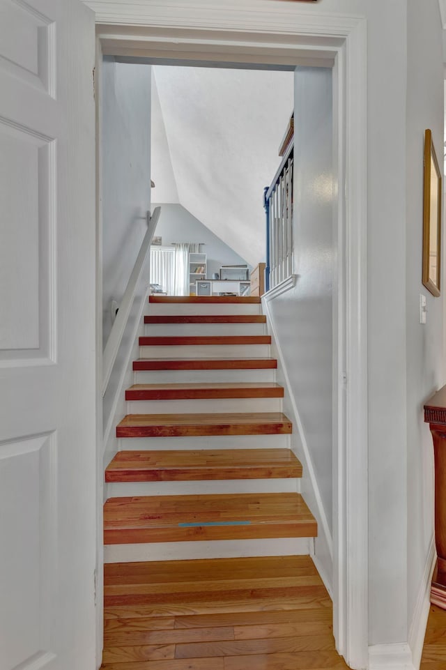 1707 University Dr, Columbia, TN 38401 - stairway featuring wood finished floors and lofted ceiling