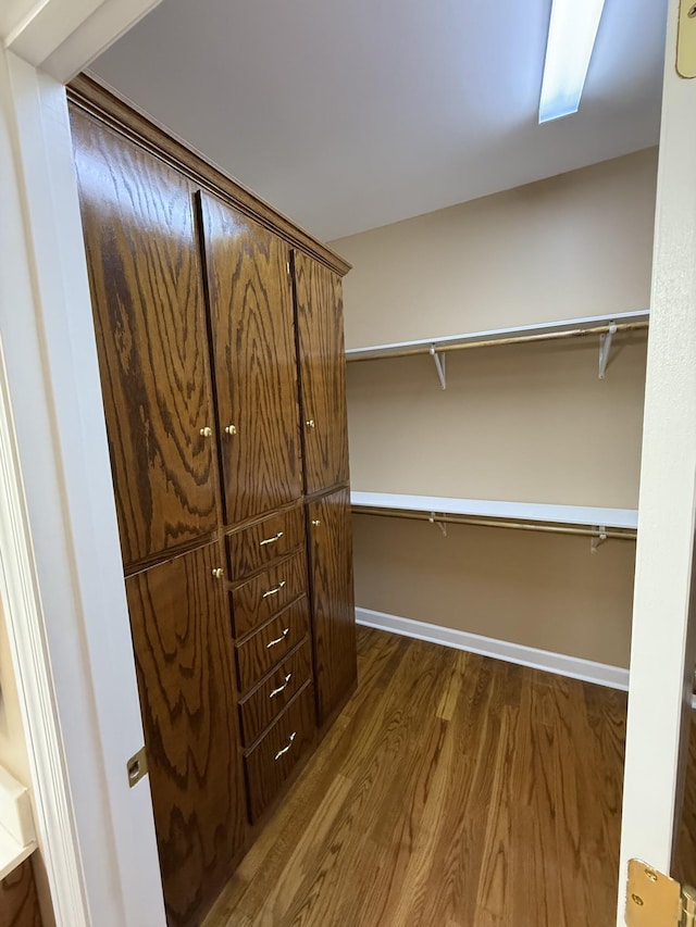 407 Robins St, Lawrenceburg, TN 38464 - spacious closet featuring wood finished floors
