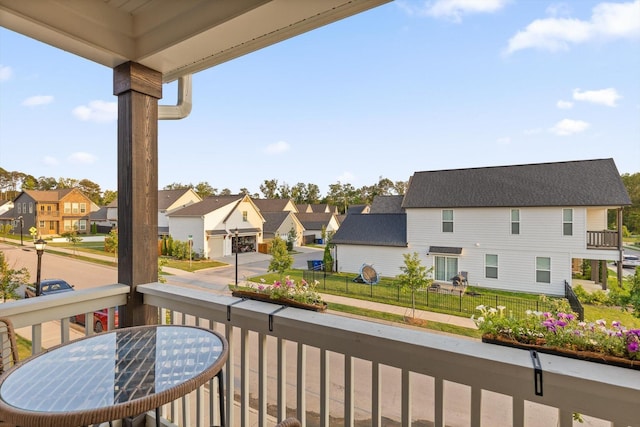 8069 Honeycomb Ln, Chattanooga, TN 37421 - balcony with a residential view